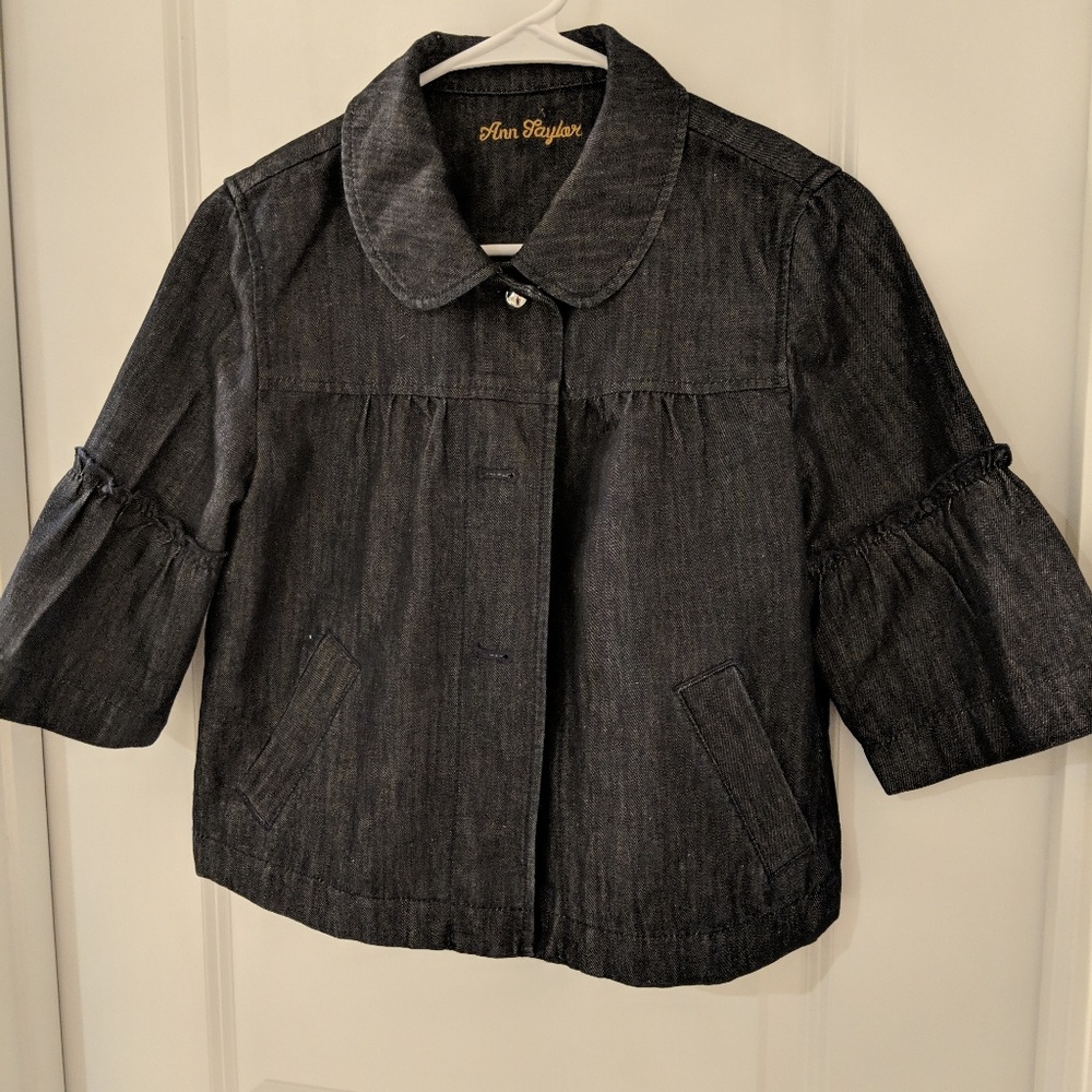 Beautiful Ann Taylor Denim Swing Blazer